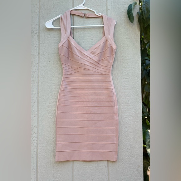 Herve leger sarai mauve baby pink bandage dress - Picture 2 of 5